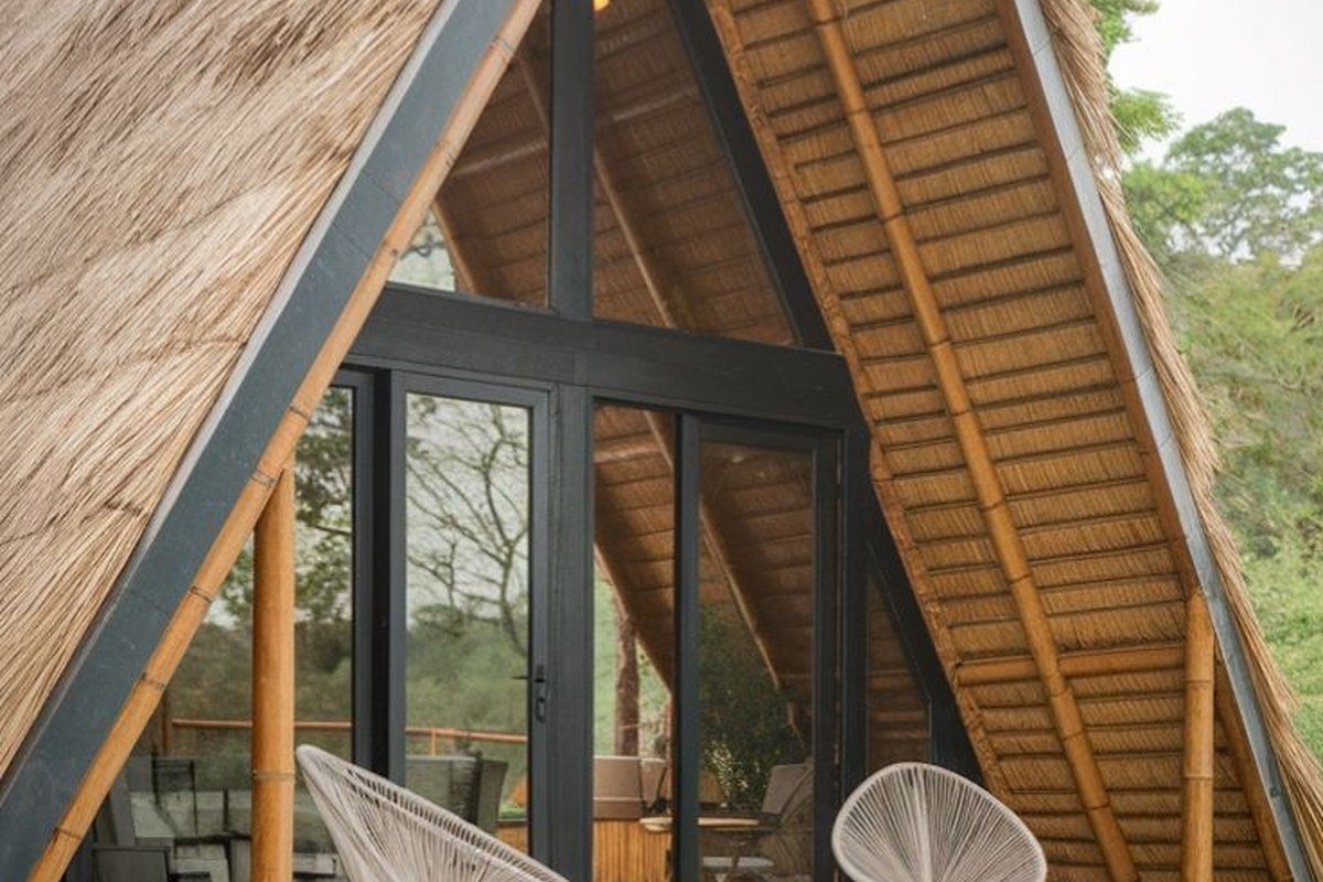 Bamboo A-frame with private deck